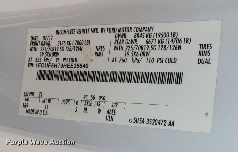 image for item DK8985 2017 Ford F550 flatbed truck