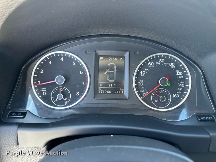 image for item DL0429 2016 Volkswagen Tiguan SE 