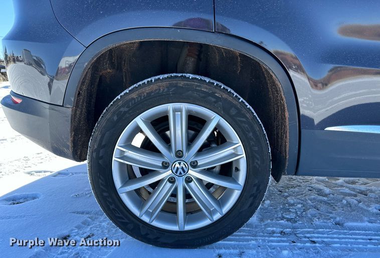 image for item DL0429 2016 Volkswagen Tiguan SE 