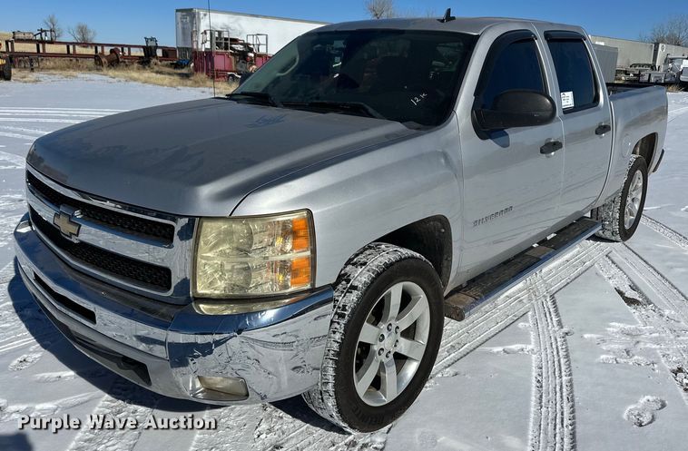 image for item DM2655 2011 Chevrolet Silverado 1500 Crew Cab pickup truck