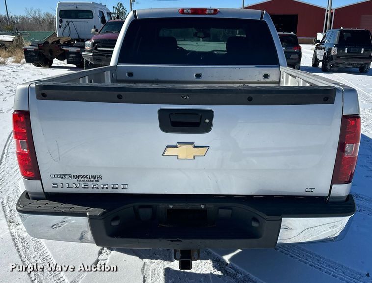 image for item DM2655 2011 Chevrolet Silverado 1500 Crew Cab pickup truck