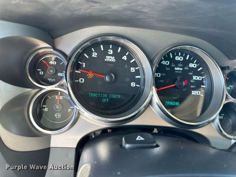 image for item DM2655 2011 Chevrolet Silverado 1500 Crew Cab pickup truck