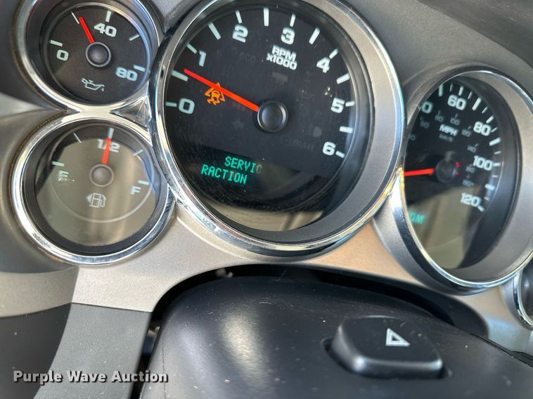 image for item DM2655 2011 Chevrolet Silverado 1500 Crew Cab pickup truck