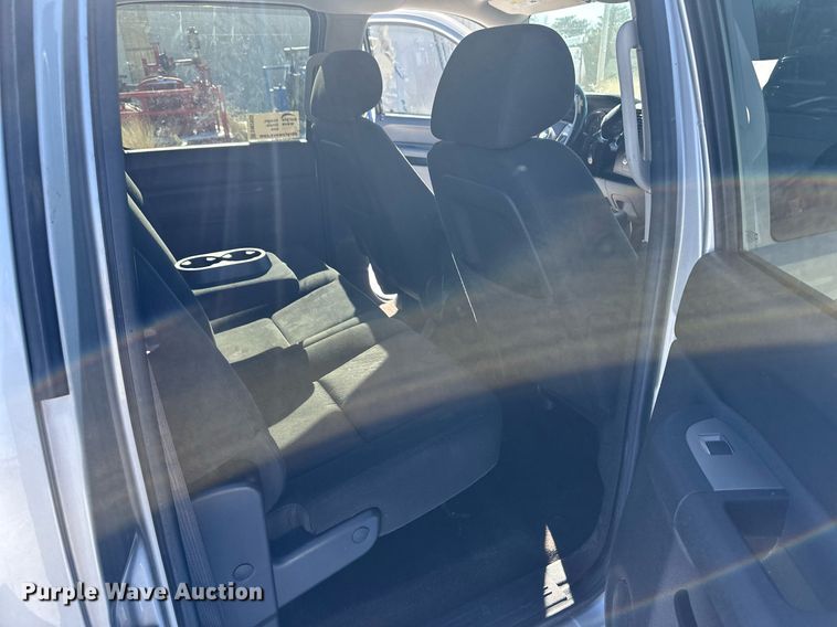 image for item DM2655 2011 Chevrolet Silverado 1500 Crew Cab pickup truck