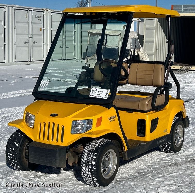 image for item DN0653 2010 Tomberlin Automotive Group E-Merge 500LE golf cart