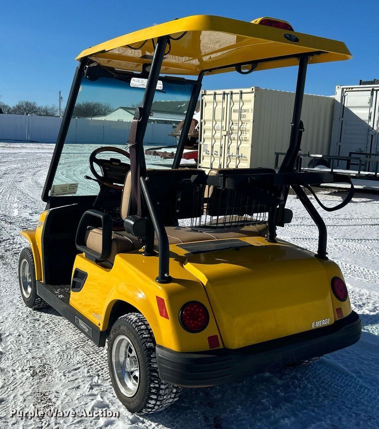 image for item DN0653 2010 Tomberlin Automotive Group E-Merge 500LE golf cart