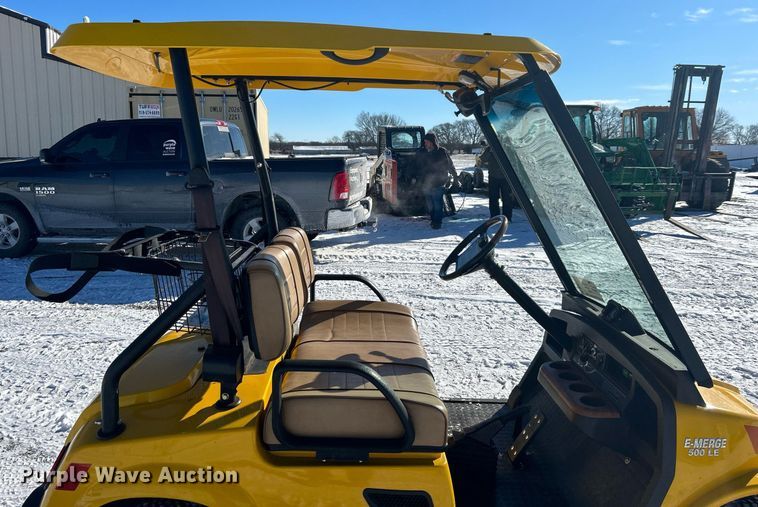 image for item DN0653 2010 Tomberlin Automotive Group E-Merge 500LE golf cart