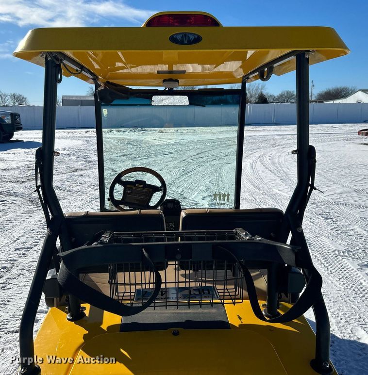 image for item DN0653 2010 Tomberlin Automotive Group E-Merge 500LE golf cart