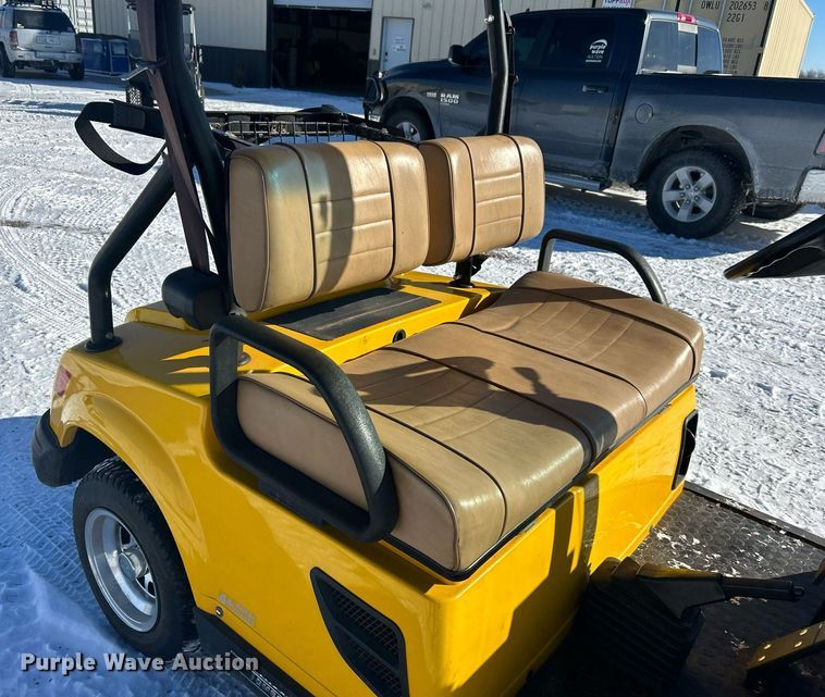 image for item DN0653 2010 Tomberlin Automotive Group E-Merge 500LE golf cart