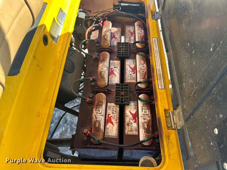 image for item DN0653 2010 Tomberlin Automotive Group E-Merge 500LE golf cart