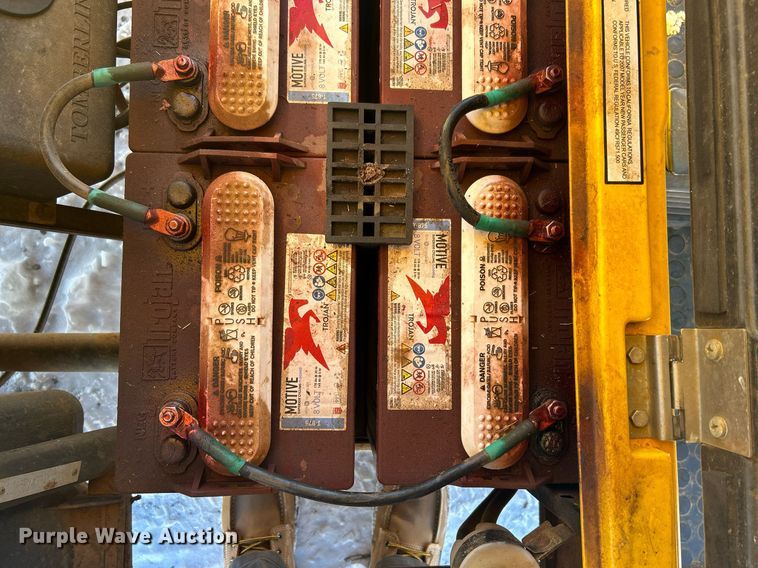 image for item DN0653 2010 Tomberlin Automotive Group E-Merge 500LE golf cart