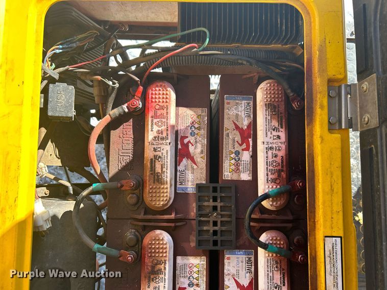 image for item DN0653 2010 Tomberlin Automotive Group E-Merge 500LE golf cart