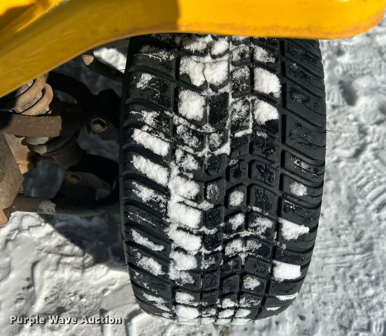 image for item DN0653 2010 Tomberlin Automotive Group E-Merge 500LE golf cart