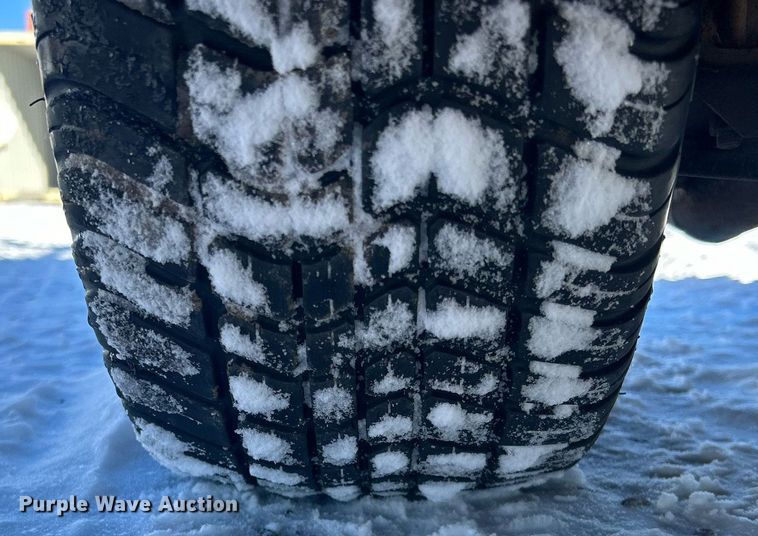 image for item DN0653 2010 Tomberlin Automotive Group E-Merge 500LE golf cart