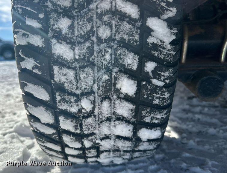 image for item DN0653 2010 Tomberlin Automotive Group E-Merge 500LE golf cart