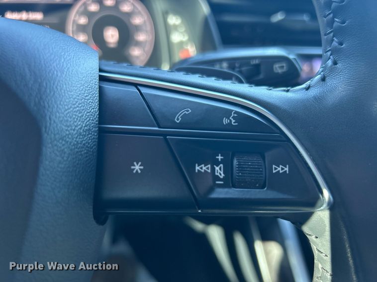 image for item DN0656 2019 Audi Q8 Quattro Prestige SUV