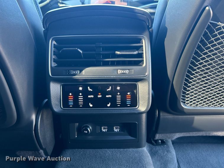 image for item DN0656 2019 Audi Q8 Quattro Prestige SUV