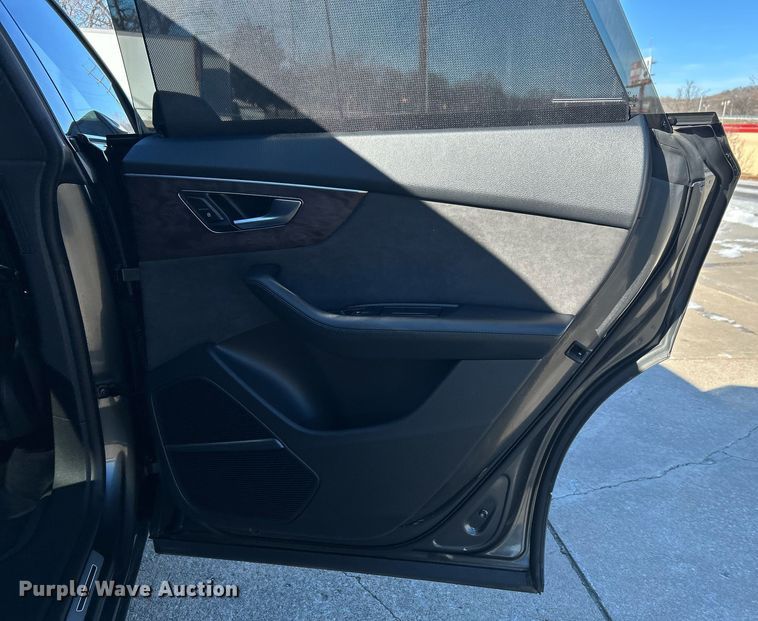 image for item DN0656 2019 Audi Q8 Quattro Prestige SUV