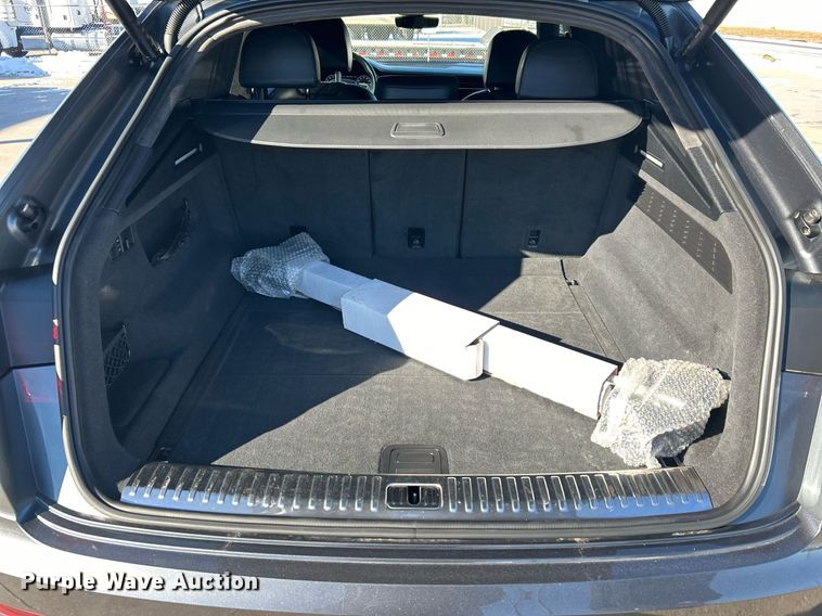 image for item DN0656 2019 Audi Q8 Quattro Prestige SUV