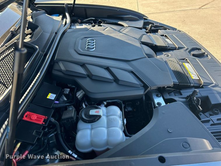 image for item DN0656 2019 Audi Q8 Quattro Prestige SUV