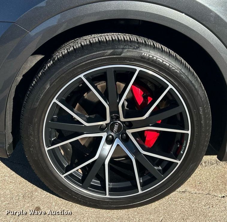 image for item DN0656 2019 Audi Q8 Quattro Prestige SUV