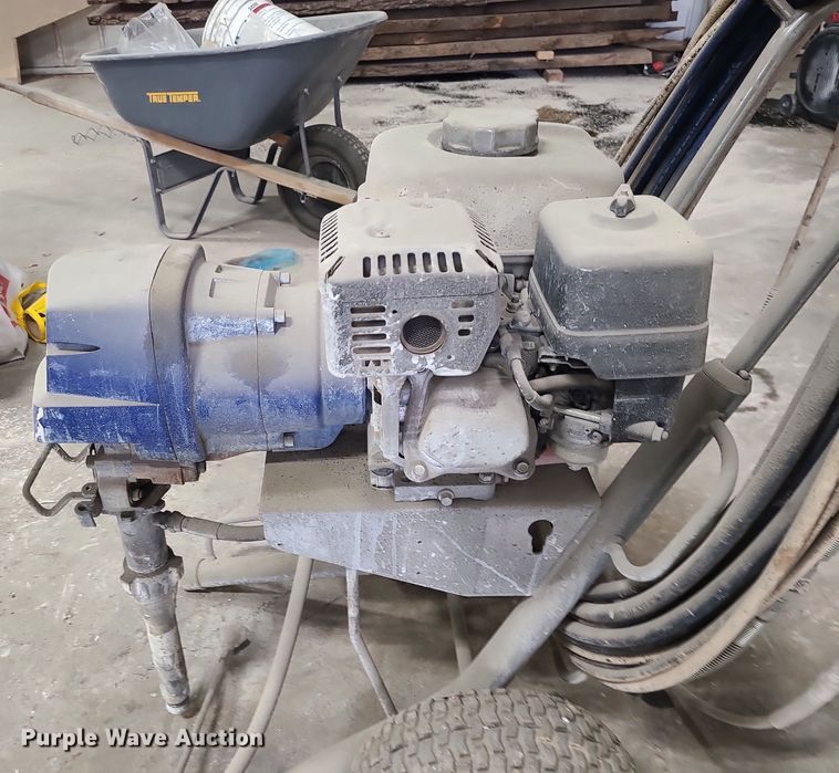 image for item DN8258 Graco GMAX II 5900 airless paint sprayer
