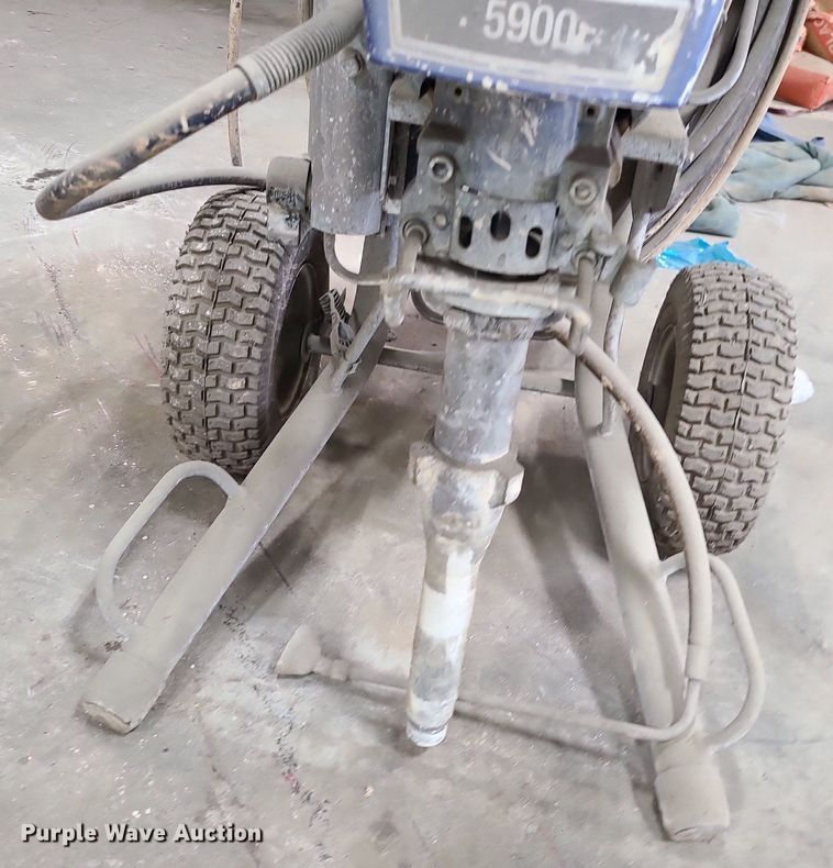 image for item DN8258 Graco GMAX II 5900 airless paint sprayer