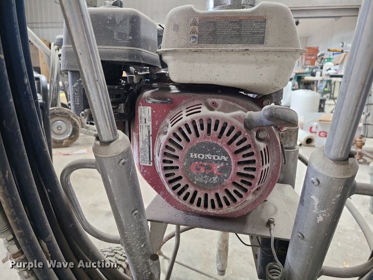 image for item DN8258 Graco GMAX II 5900 airless paint sprayer