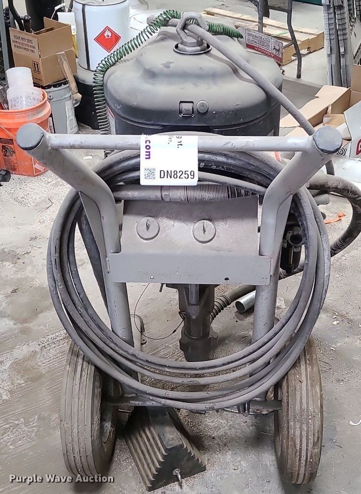 image for item DN8259 Graco Xtreme X60 airless paint sprayer