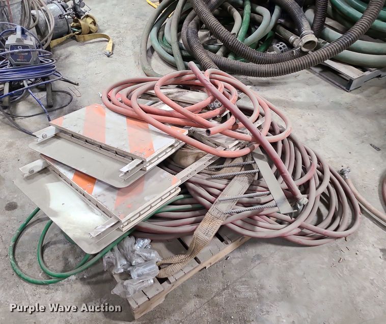 image for item DN8261 2019 Clemco 1648 sand blaster