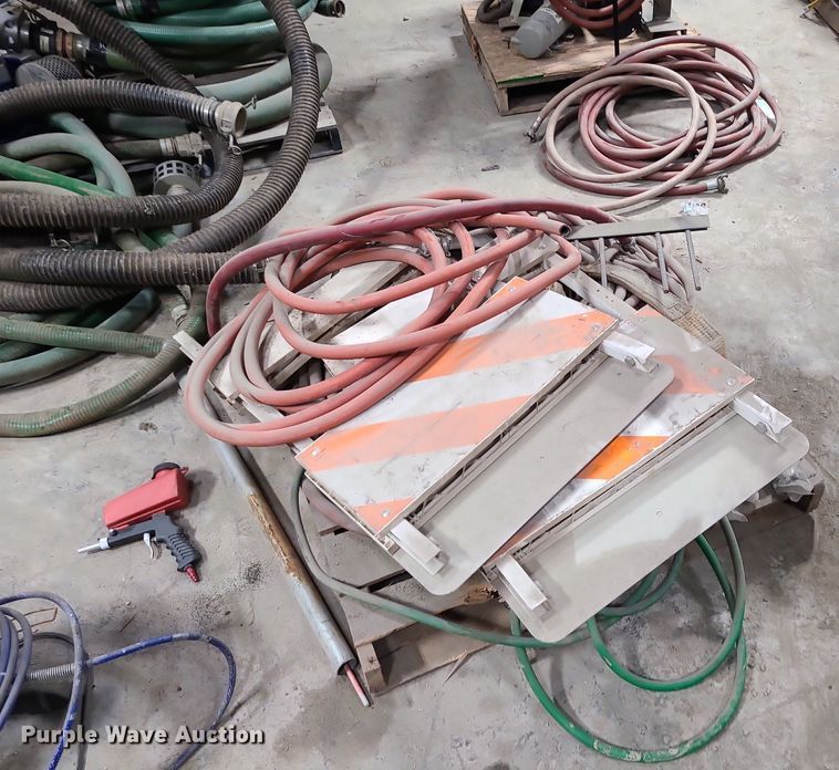 image for item DN8261 2019 Clemco 1648 sand blaster