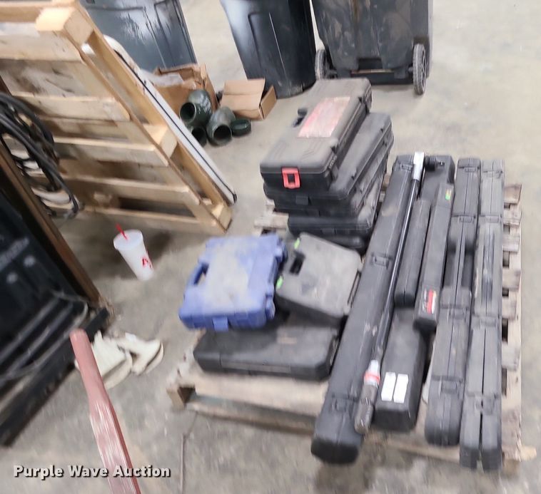 image for item DN8307 Torque wrenches and sockets