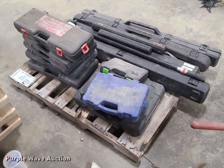 image for item DN8307 Torque wrenches and sockets