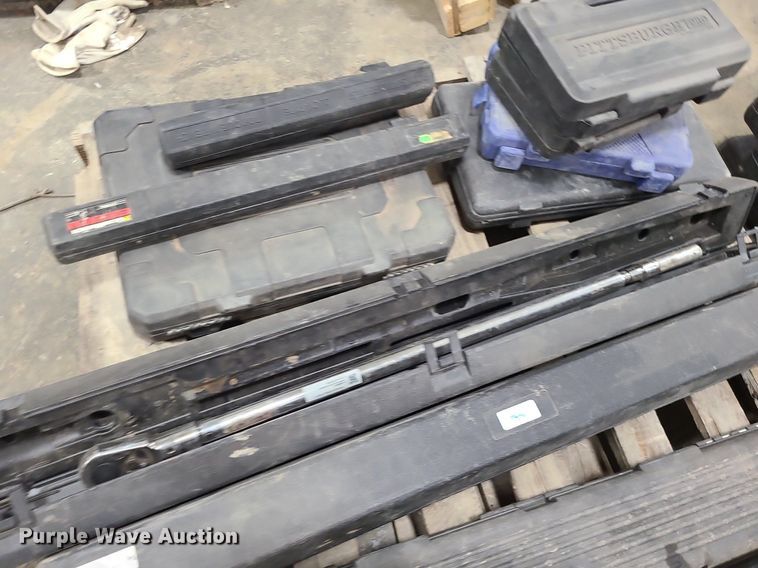 image for item DN8307 Torque wrenches and sockets