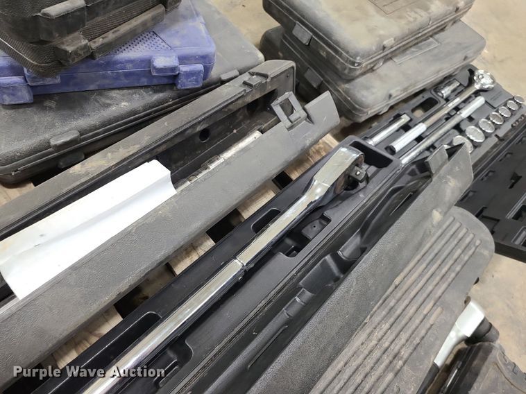 image for item DN8307 Torque wrenches and sockets