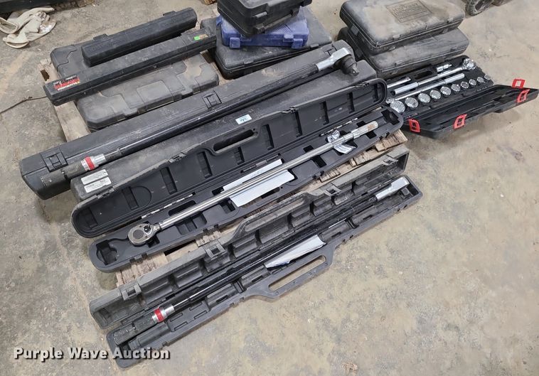 image for item DN8307 Torque wrenches and sockets