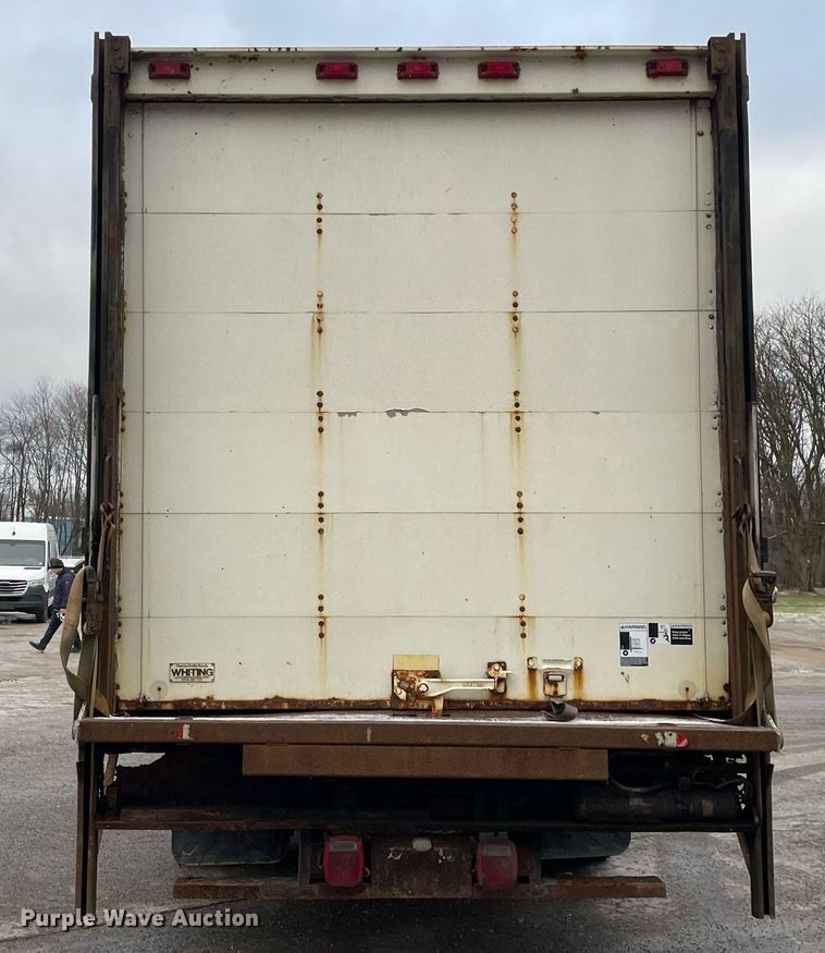 image for item DP0281 2004 International 4300 box truck