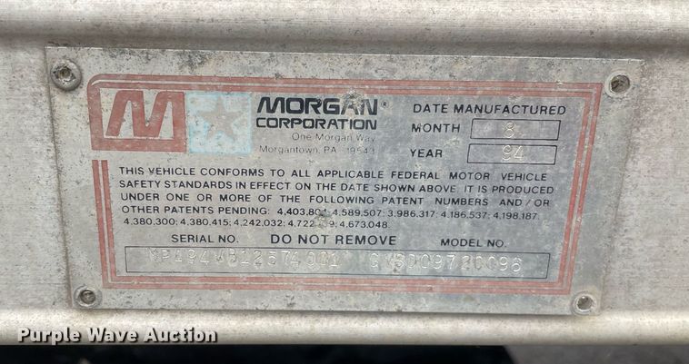 image for item DP0281 2004 International 4300 box truck