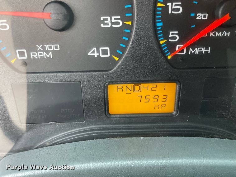 image for item DP0281 2004 International 4300 box truck