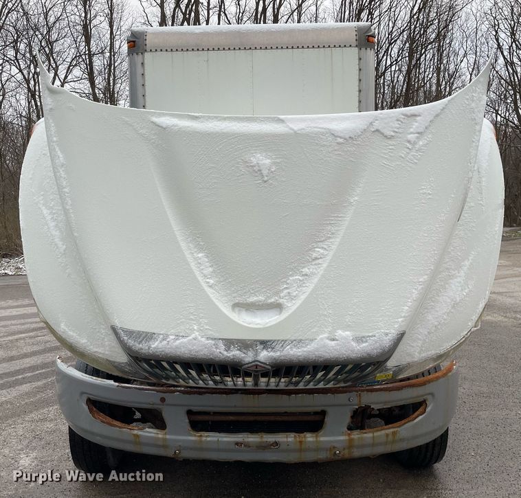 image for item DP0281 2004 International 4300 box truck