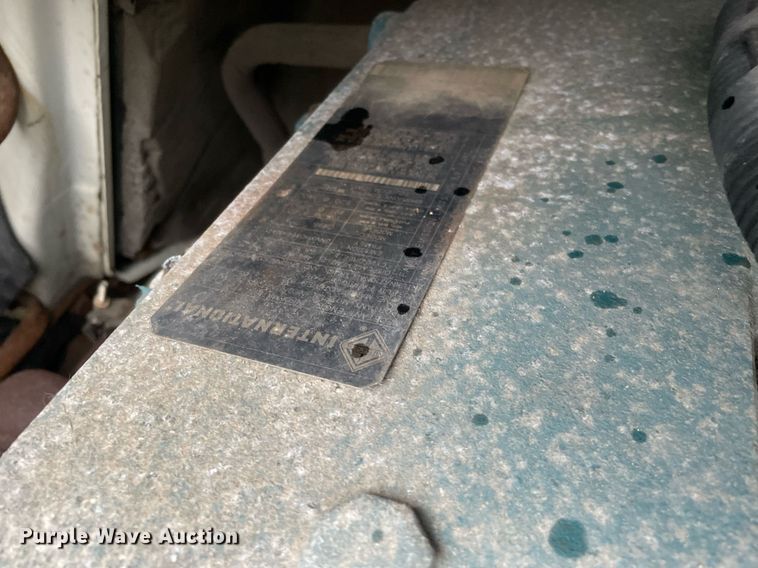 image for item DP0281 2004 International 4300 box truck