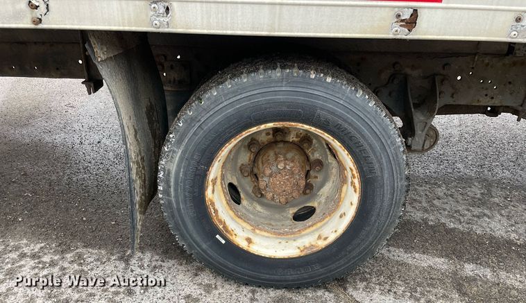 image for item DP0281 2004 International 4300 box truck