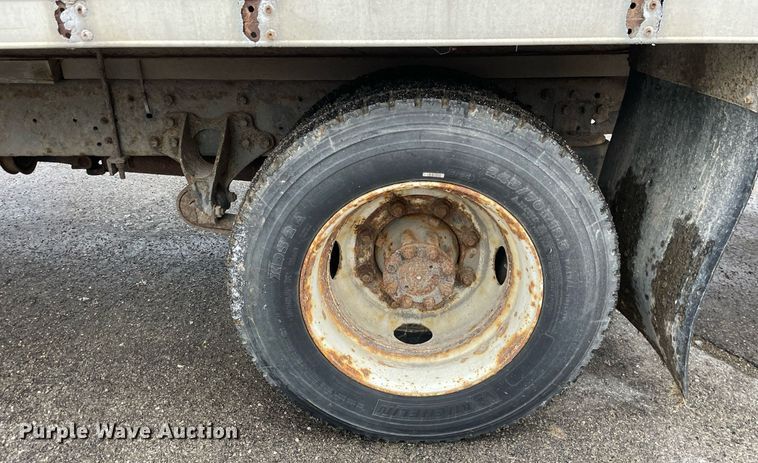 image for item DP0281 2004 International 4300 box truck