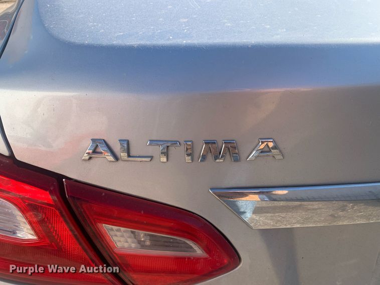 image for item DP8816 2017 Nissan  Altima SL 