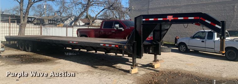 image for item DP8817 2019 PJ REM Gooseneck FD402 equipment trailer