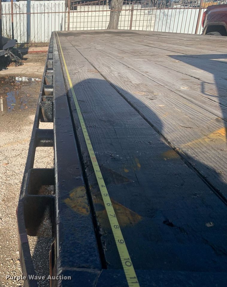 image for item DP8817 2019 PJ REM Gooseneck FD402 equipment trailer