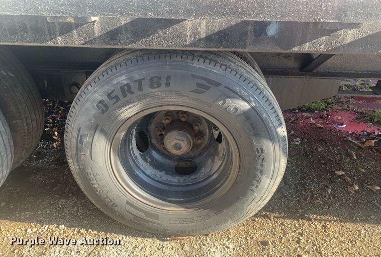 image for item DP8817 2019 PJ REM Gooseneck FD402 equipment trailer