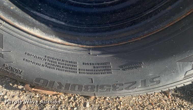 image for item DP8817 2019 PJ REM Gooseneck FD402 equipment trailer