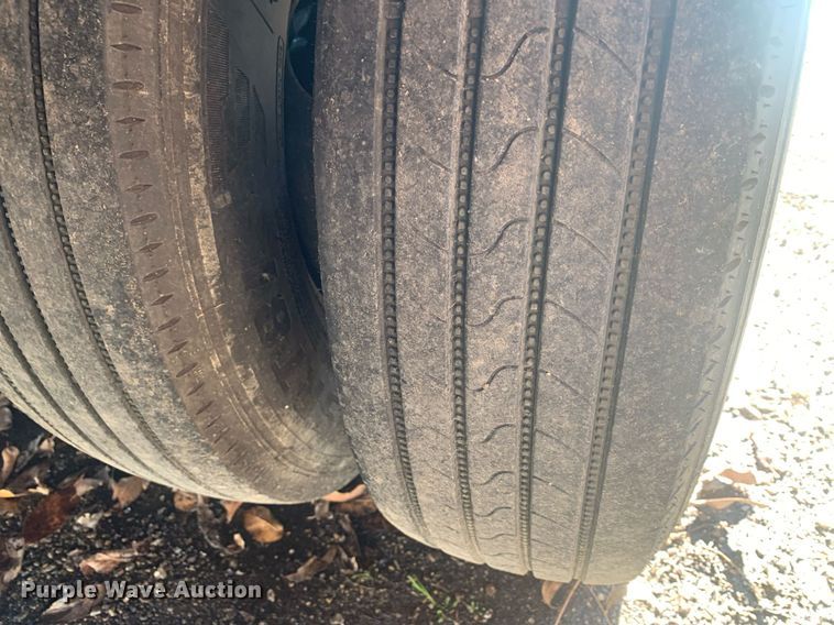 image for item DP8817 2019 PJ REM Gooseneck FD402 equipment trailer