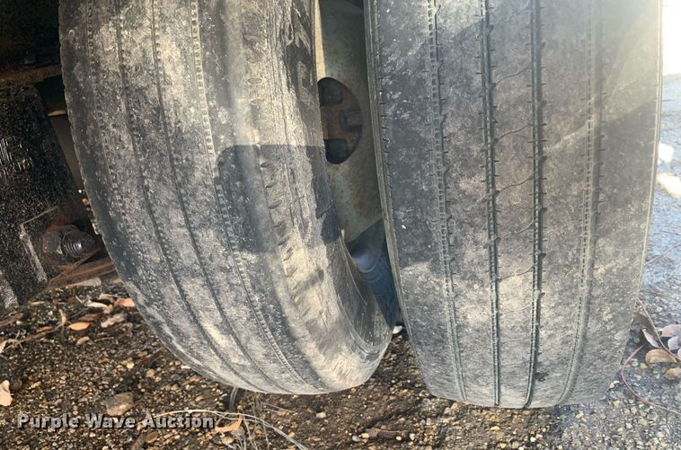 image for item DP8817 2019 PJ REM Gooseneck FD402 equipment trailer